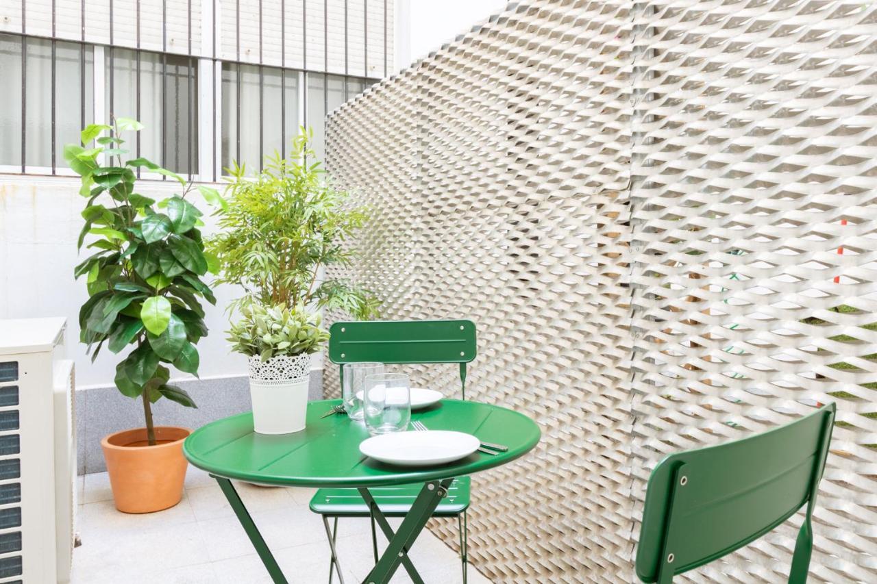 Angeles Santa Cruz Deluxe By Valcambre Apartment Seville Luaran gambar