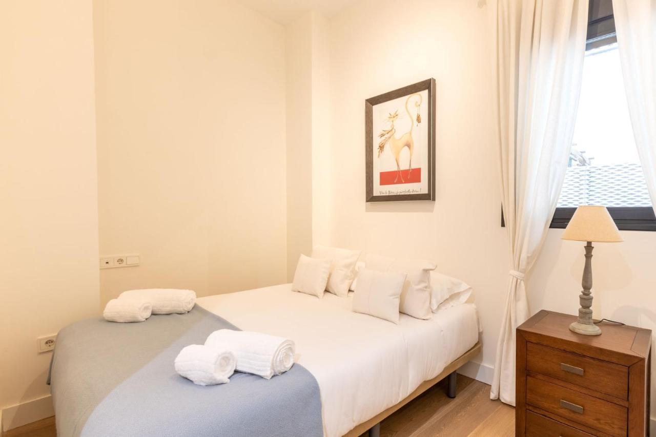 Angeles Santa Cruz Deluxe By Valcambre Apartment Seville Luaran gambar